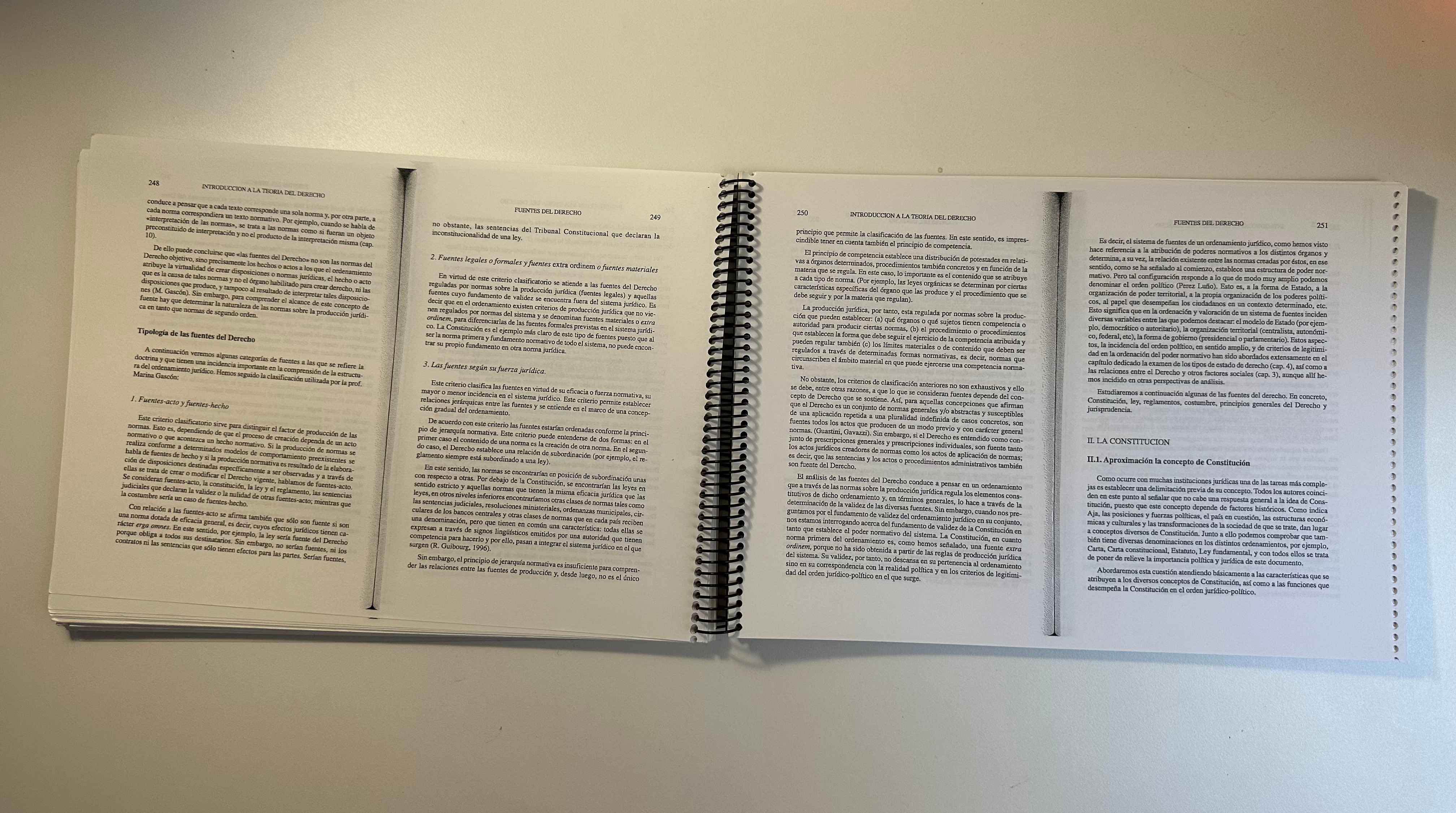 Vendo libro INTRODUCCIÓN A LA TEORIA DEL DERECHO, Valencia : Tirant lo Blanch, cop. 1997 3ª Edición