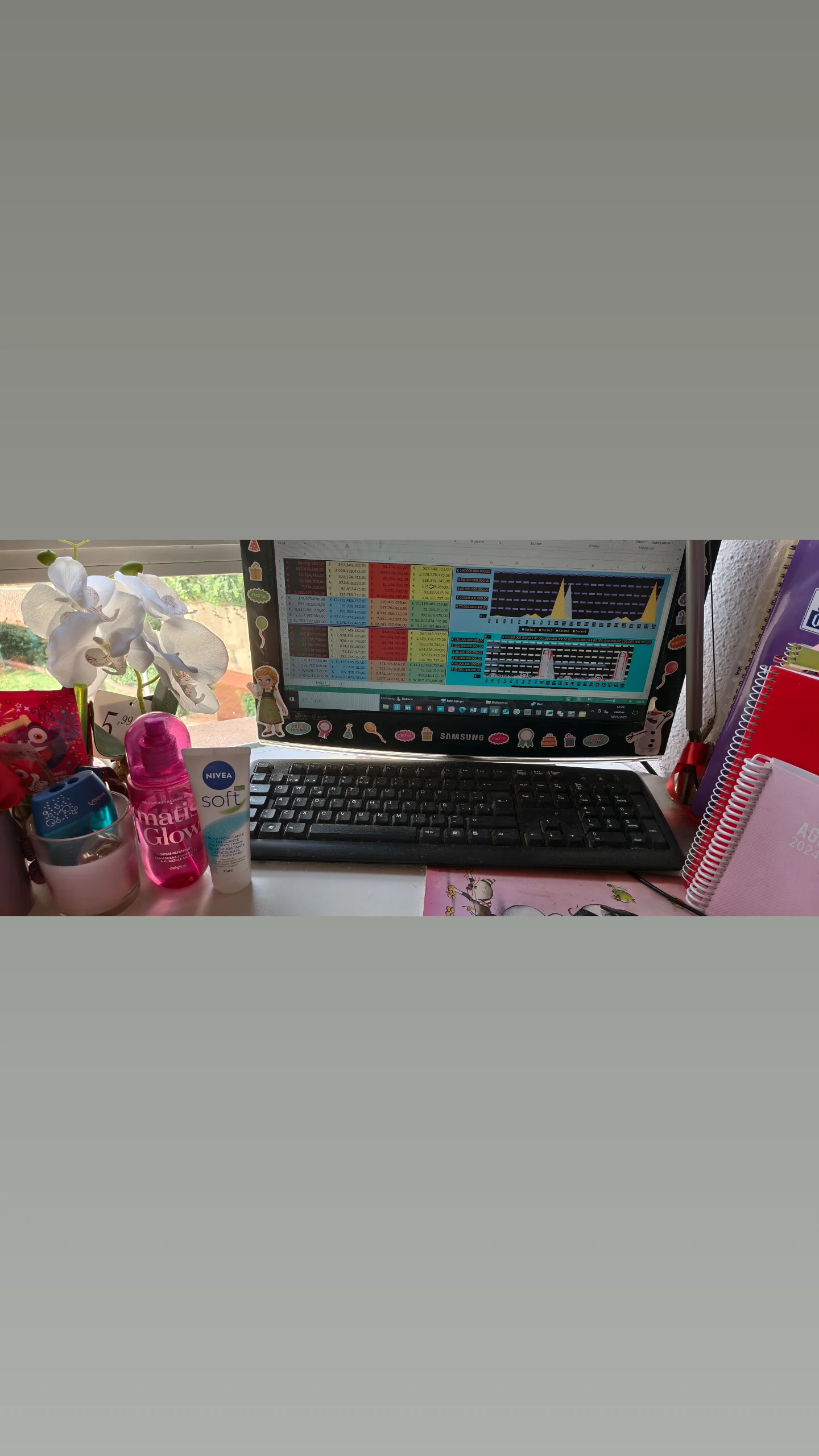 ***Alumna de ofimática verde jóvenes.