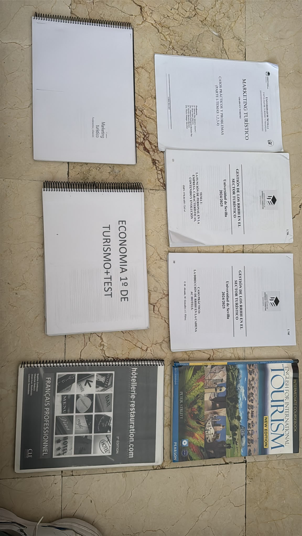 A quien interese el siguiente material; comuniquese conmigo. Lo dejo a muy buen precio. 624711261