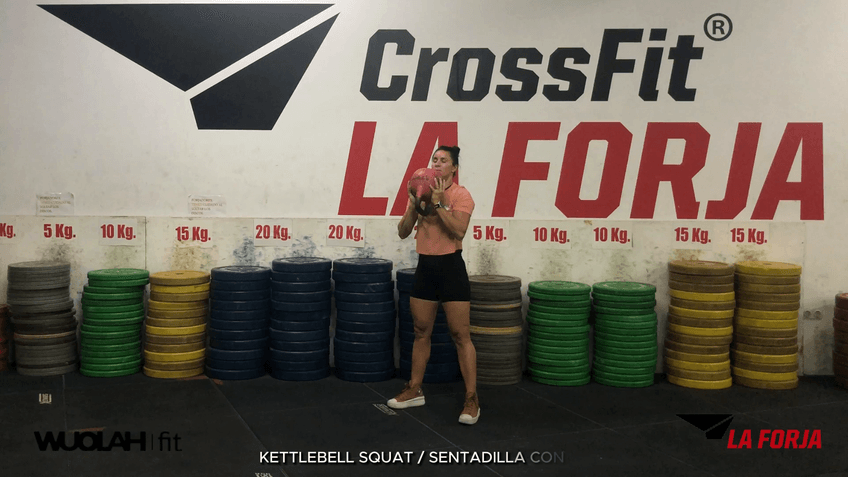 Sentadilla con Kettlebell.mp4