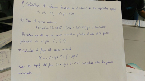 EXAMEN de MECÁNICA.jpeg