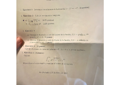 Examen-extraordinario-2020-21-resuelto.pdf