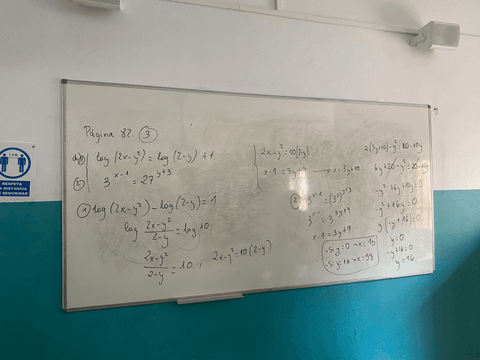 mat-1trim-tema1-ejercicio5-d-resuelto.pdf