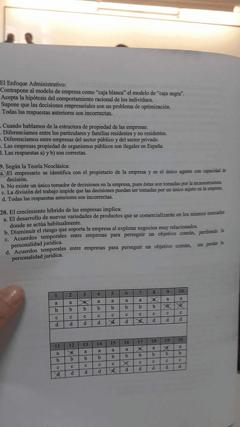 Miniatura del documento wuolah-free-received10154732230458017-2.jpeg