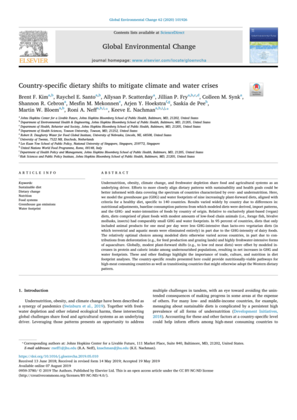 Miniatura del documento Country-specific-dietary-shifts-to-mitigate-climate-and-water-crises-Elsevier-Enhanced-Reader.pdf